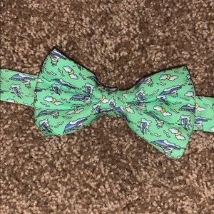 Vineyard Vines Adjustable Clip Bow tie